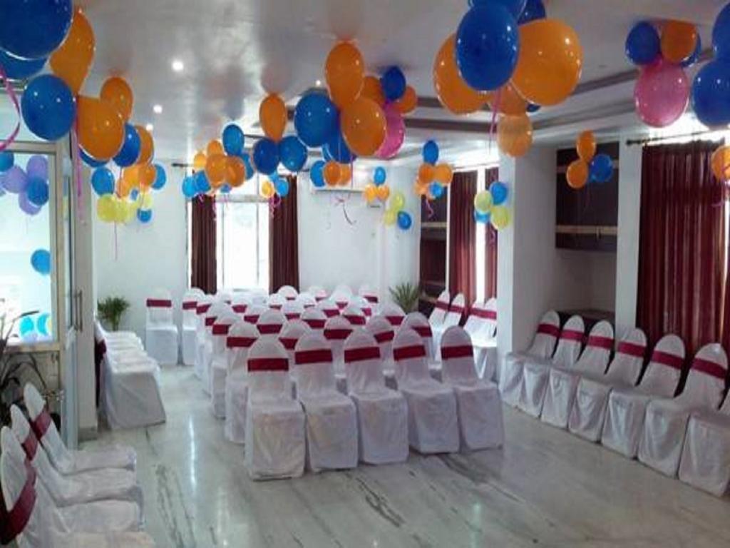 Hotel Sunview Dispur Екстериор снимка