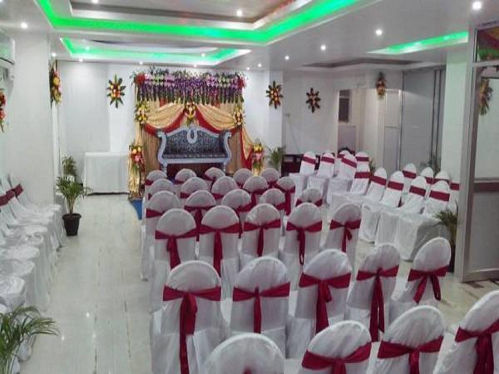 Hotel Sunview Dispur Екстериор снимка